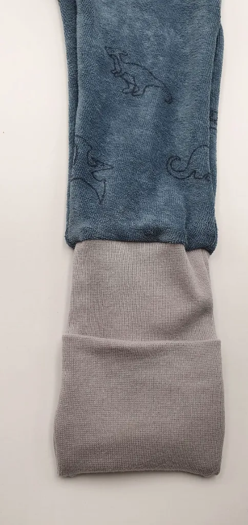 Dinos éponge pyj pied.webp