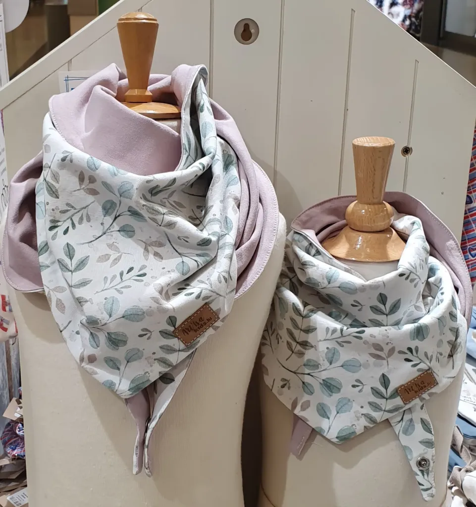 Foulard triangle jersey léger FEUILLAGE