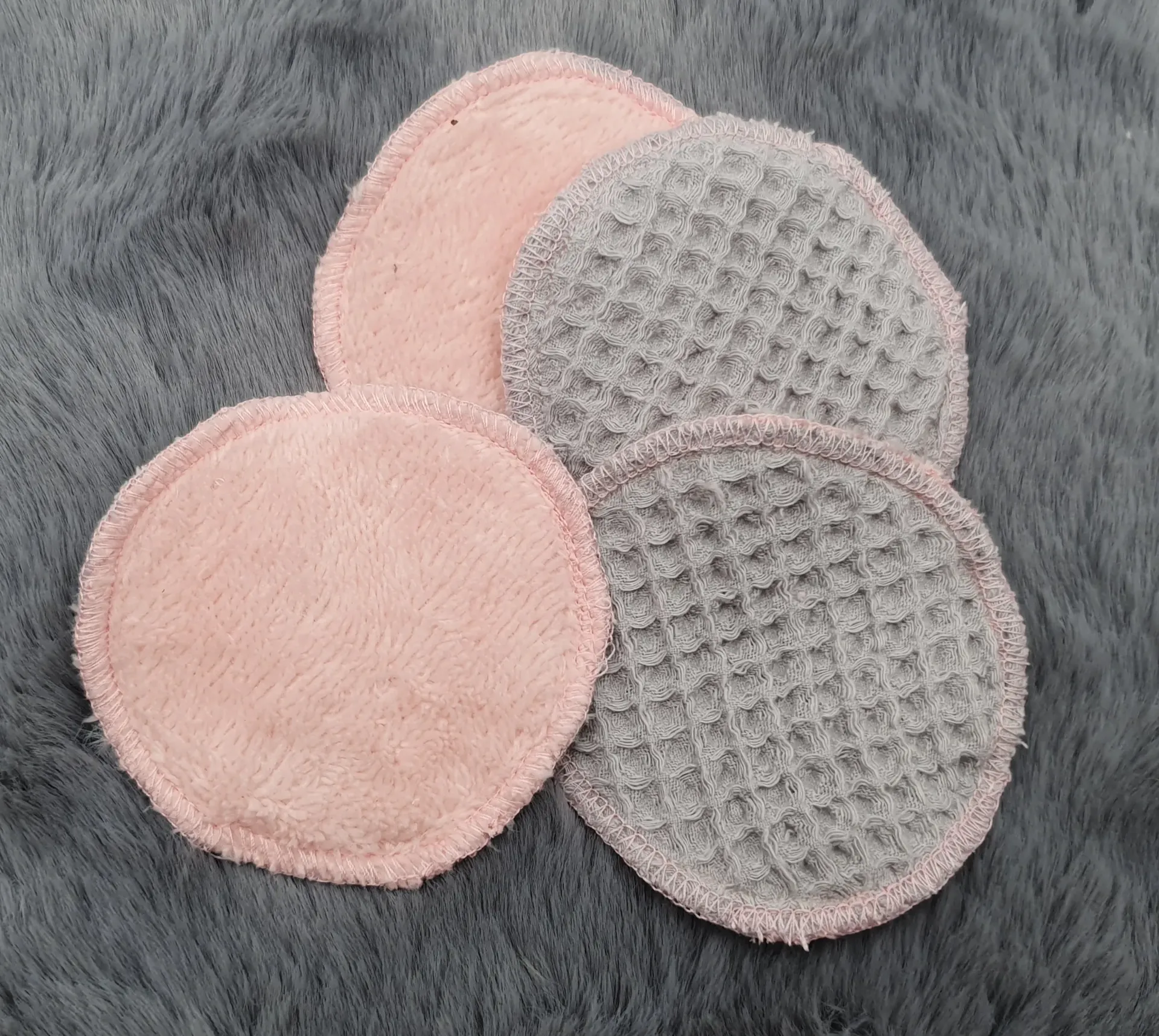 Cotons démaquillants BLEU OU ROSE