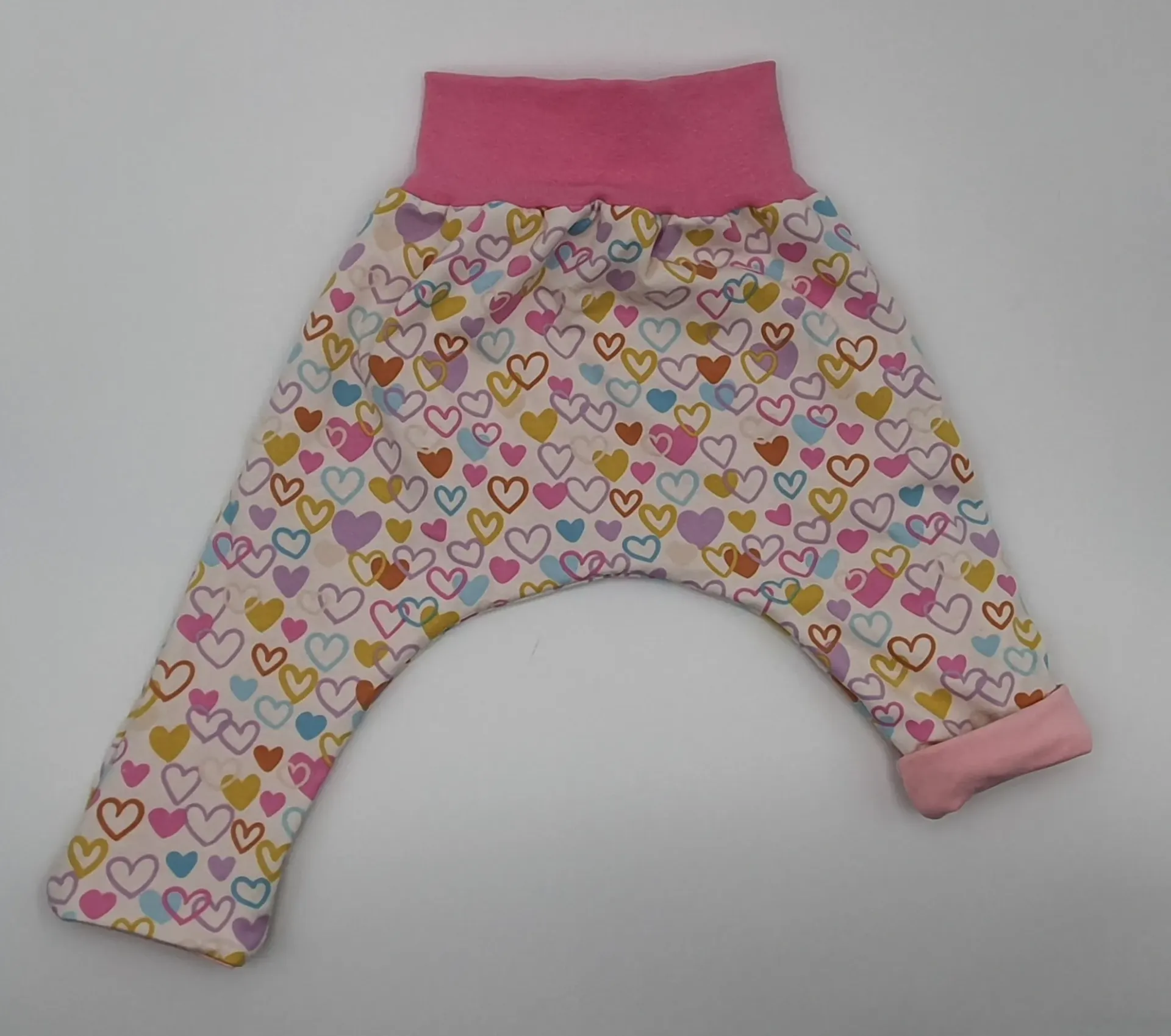 Sarouel réversible et évolutif (+écussons) PETITS COEURS (Taille 1 (3-9M))